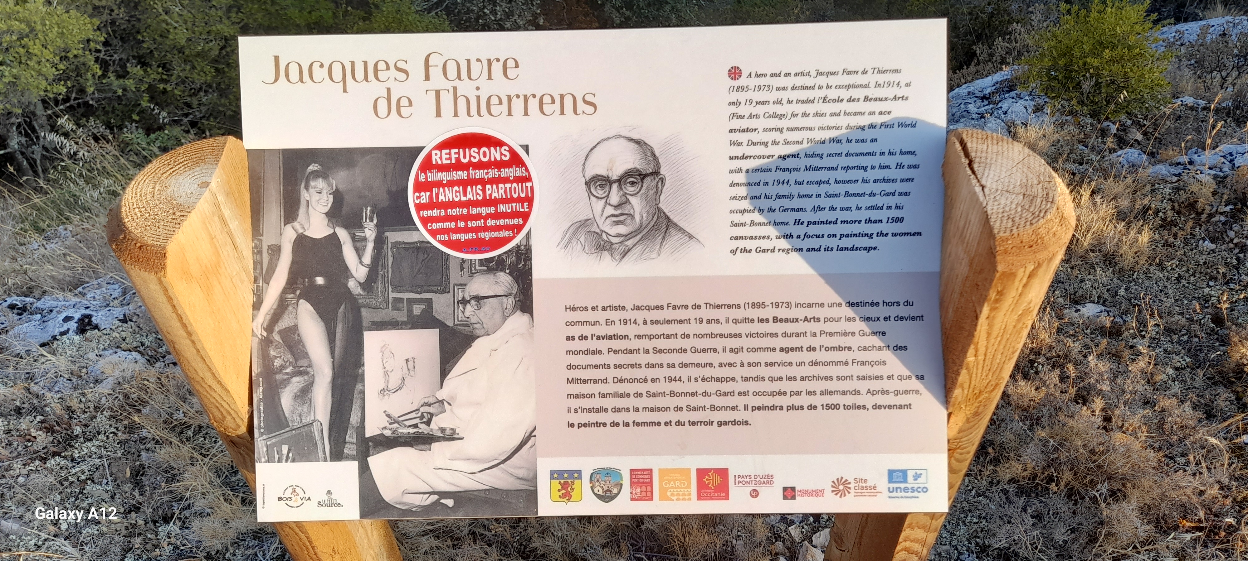 Saint-Bonnet-du-Gard, affichage bilingue, loi Toubon, bilinguisme
